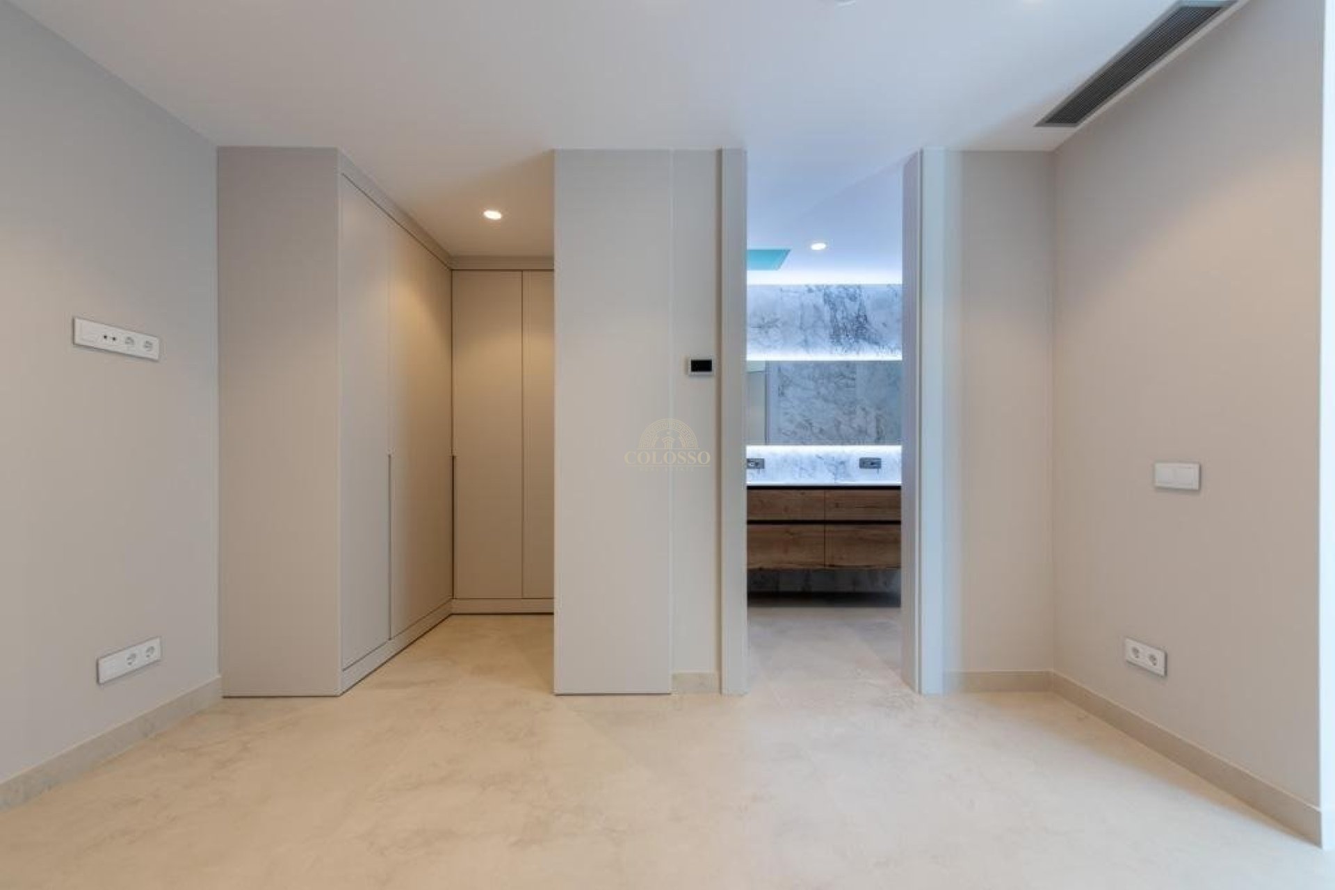 Reventa - Apartamento -
Benidorm - Poniente