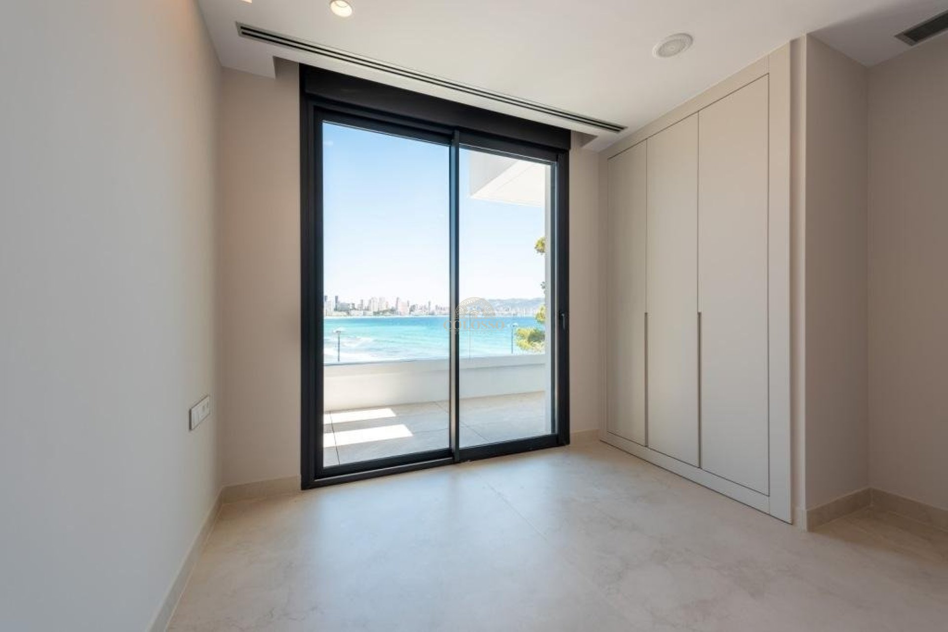 Reventa - Apartamento -
Benidorm - Poniente