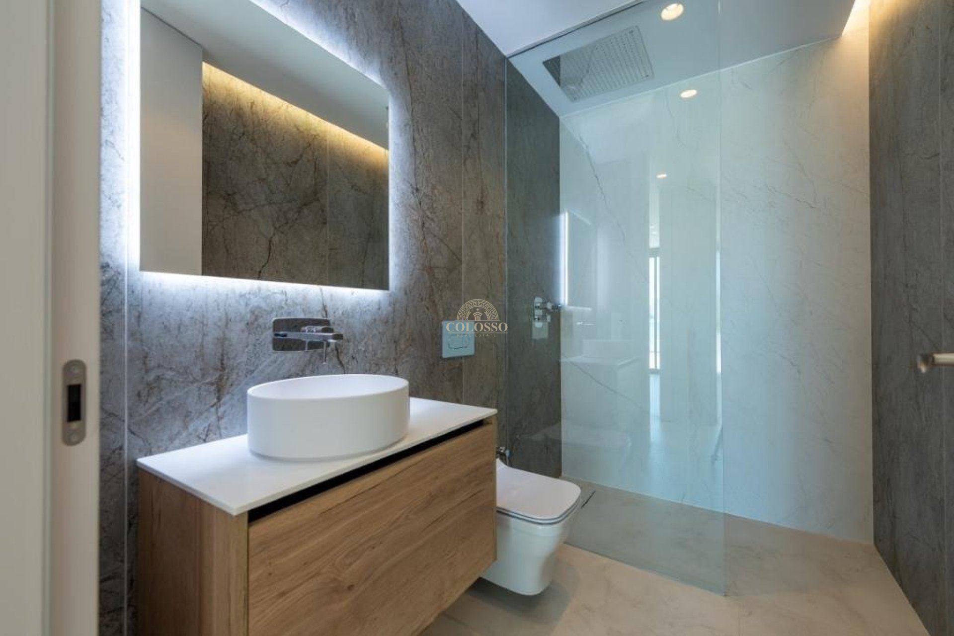 Reventa - Apartamento -
Benidorm - Poniente