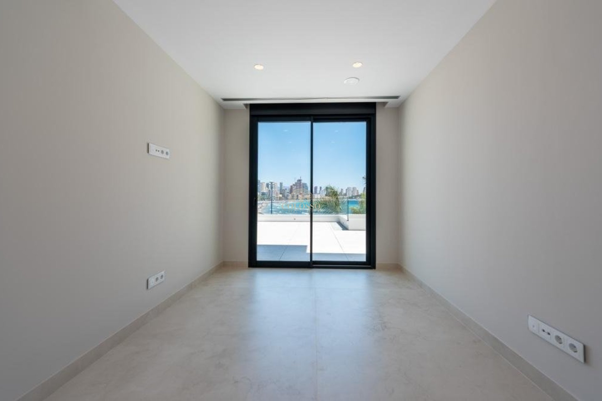 Reventa - Apartamento -
Benidorm - Poniente