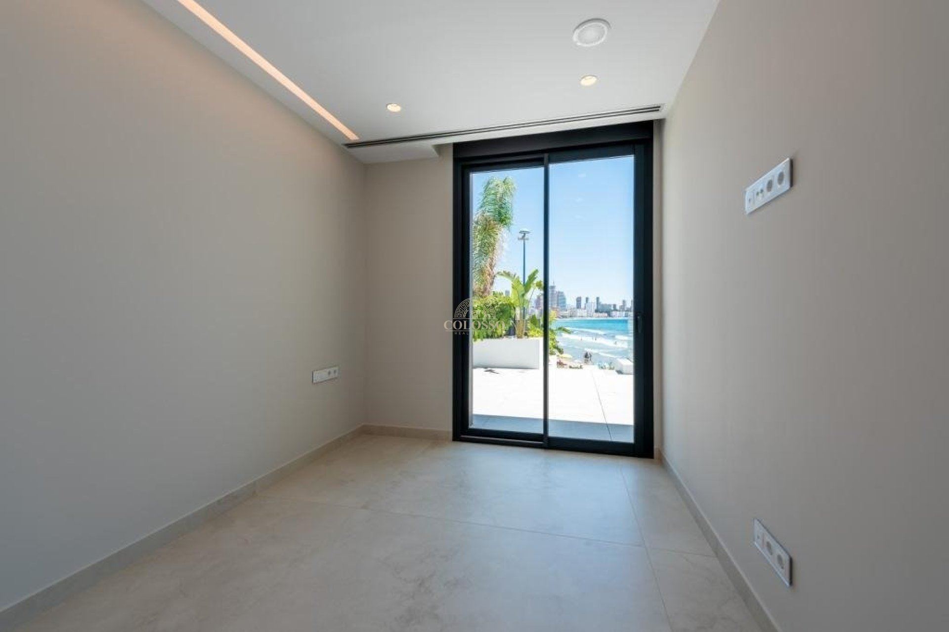 Reventa - Apartamento -
Benidorm - Poniente