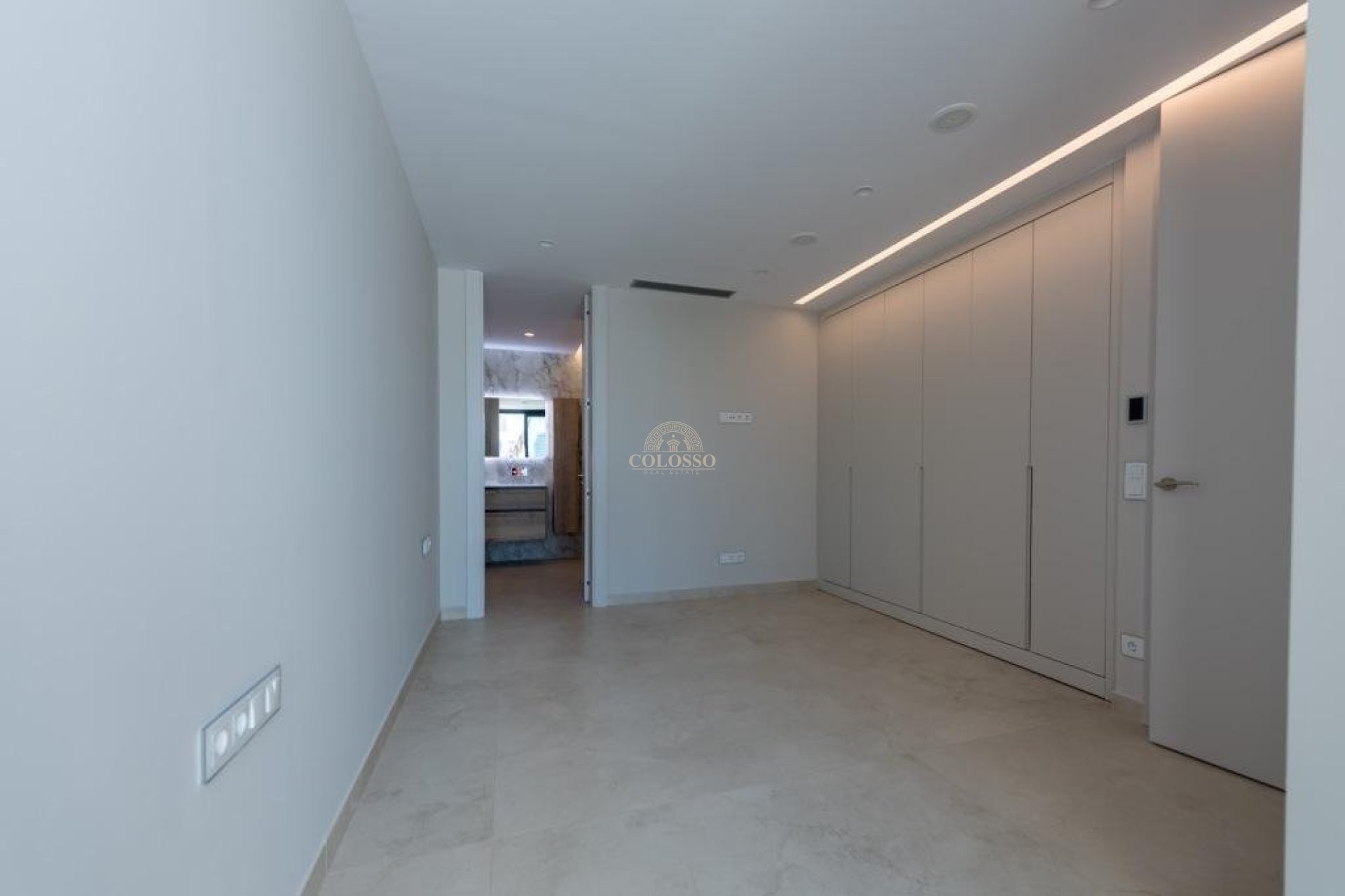 Reventa - Apartamento -
Benidorm - Poniente