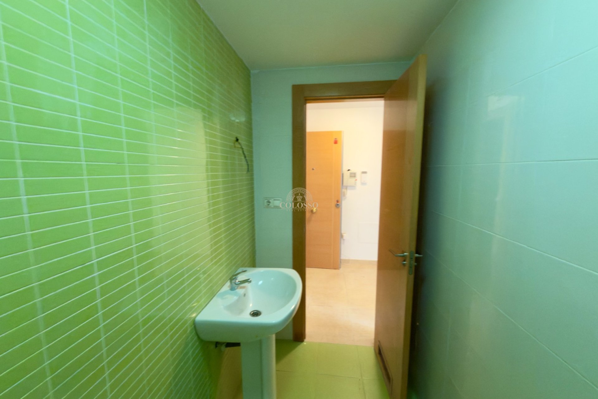 Reventa - Apartamento / piso -
Alsodux - ALMERIA
