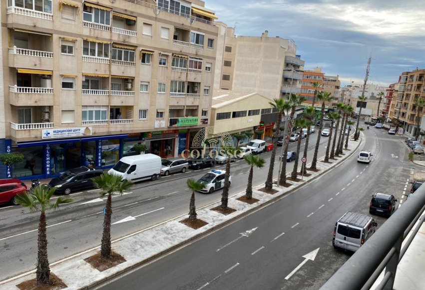 Reventa - Apartamento -
Torrevieja - Centro