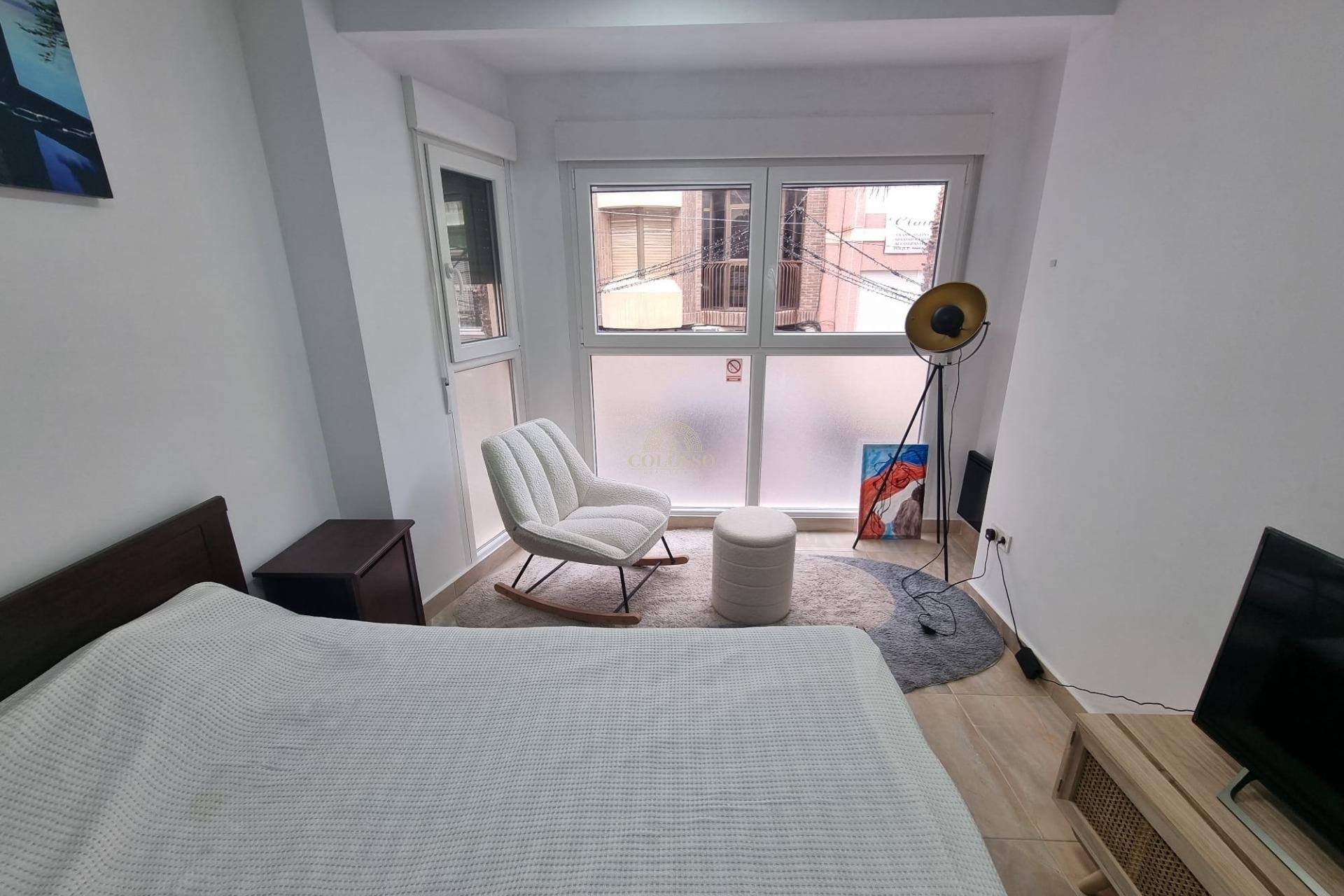 Reventa - Apartamento -
Torrevieja - Centro