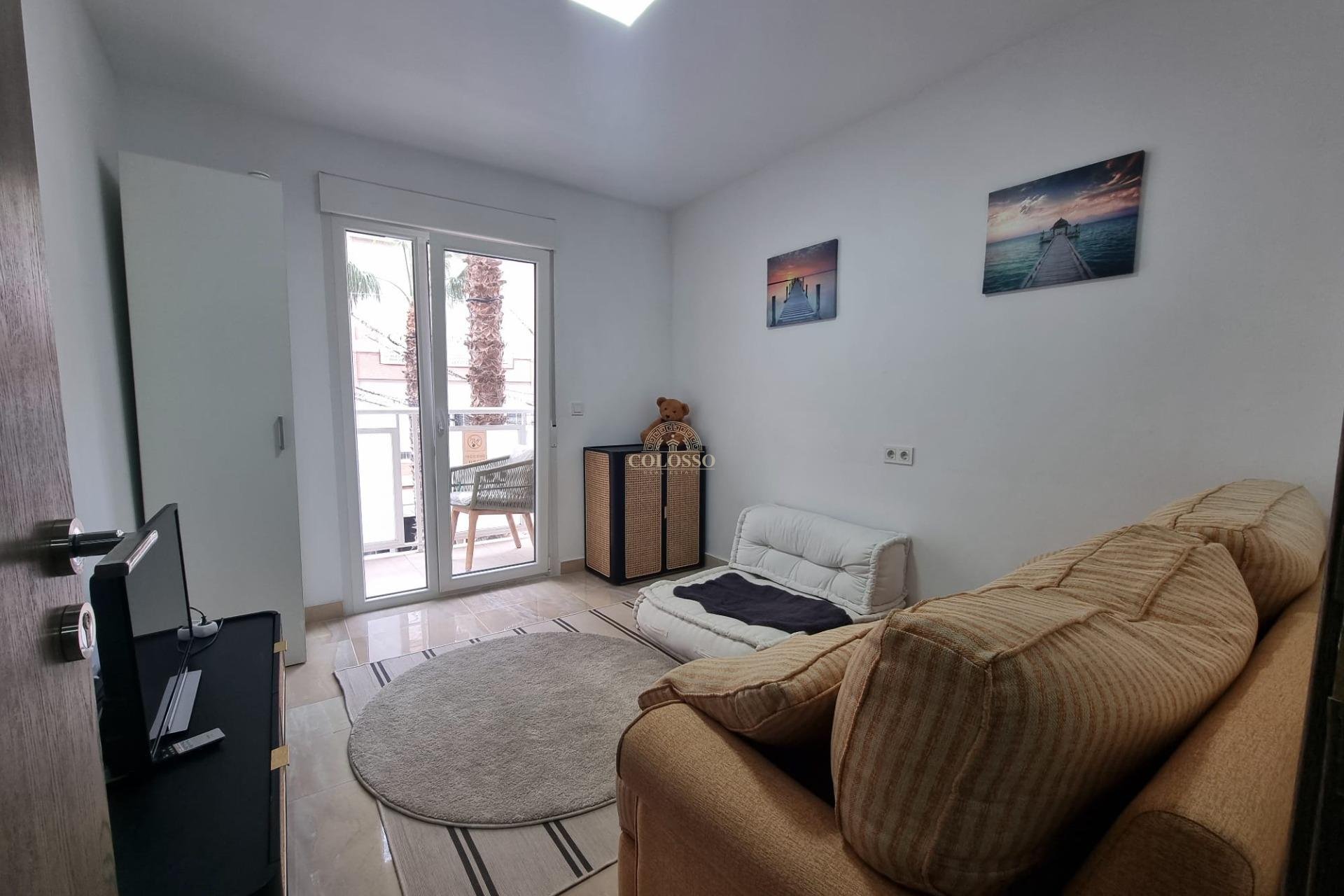 Reventa - Apartamento -
Torrevieja - Centro