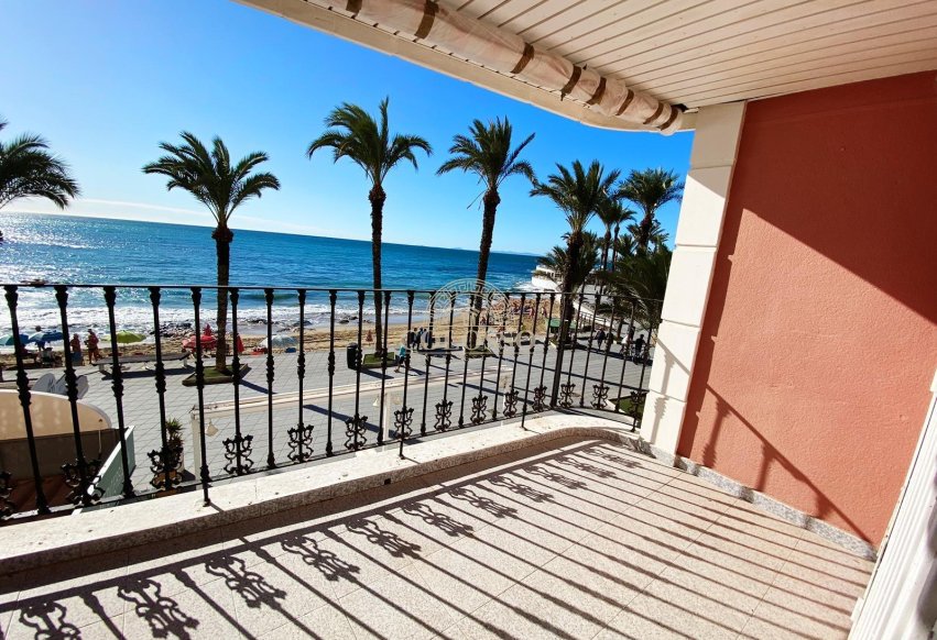 Reventa - Apartamento -
Torrevieja - Paseo maritimo