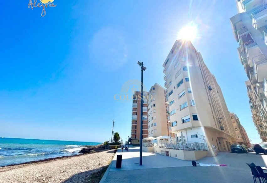 Reventa - Apartamento -
Torrevieja - Playa del Cura