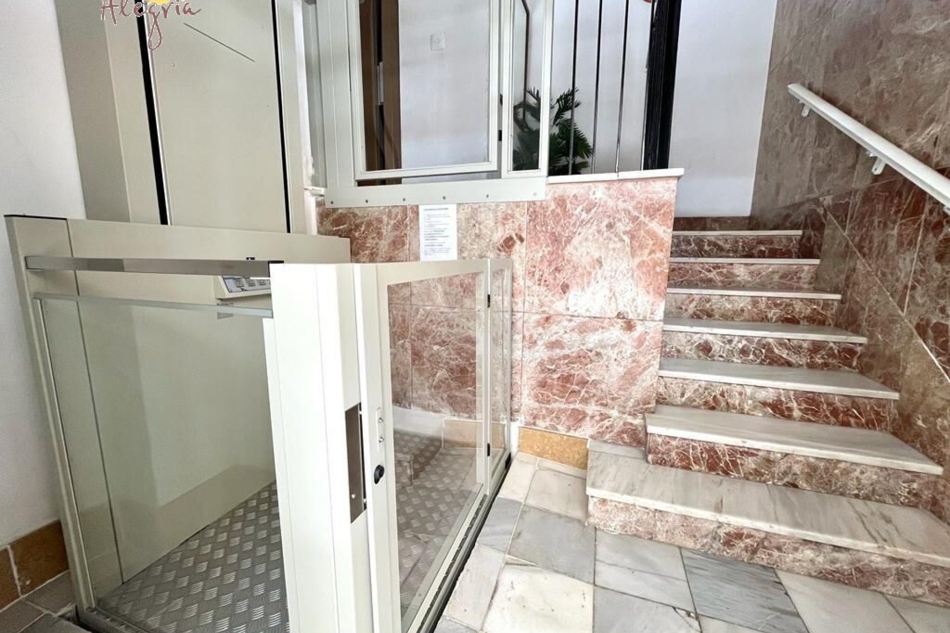 Reventa - Apartamento -
Torrevieja - Playa del Cura