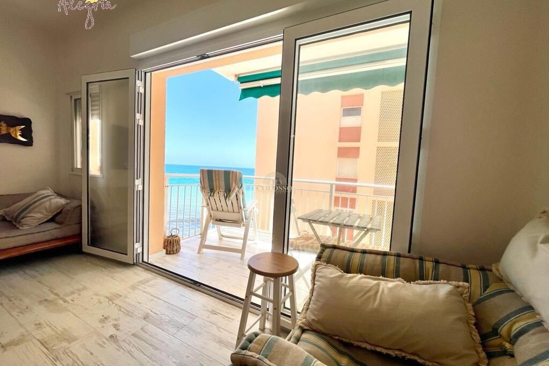 Reventa - Apartamento -
Torrevieja - Playa del Cura
