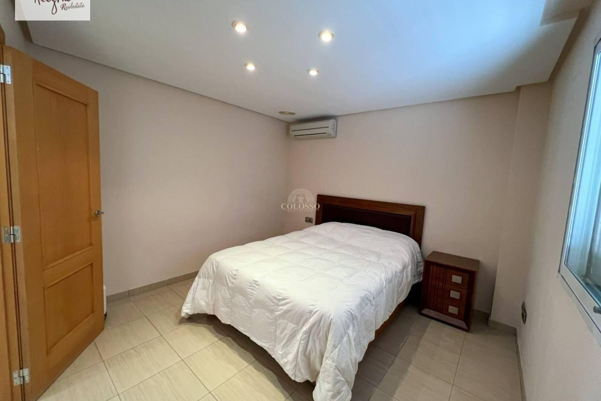 Reventa - Chalet -
Manises - Calle mayor-Masia de la Cova