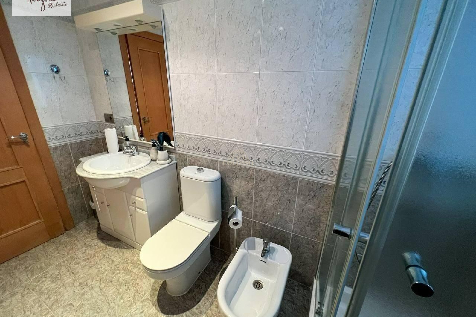 Reventa - Chalet -
Manises - Calle mayor-Masia de la Cova