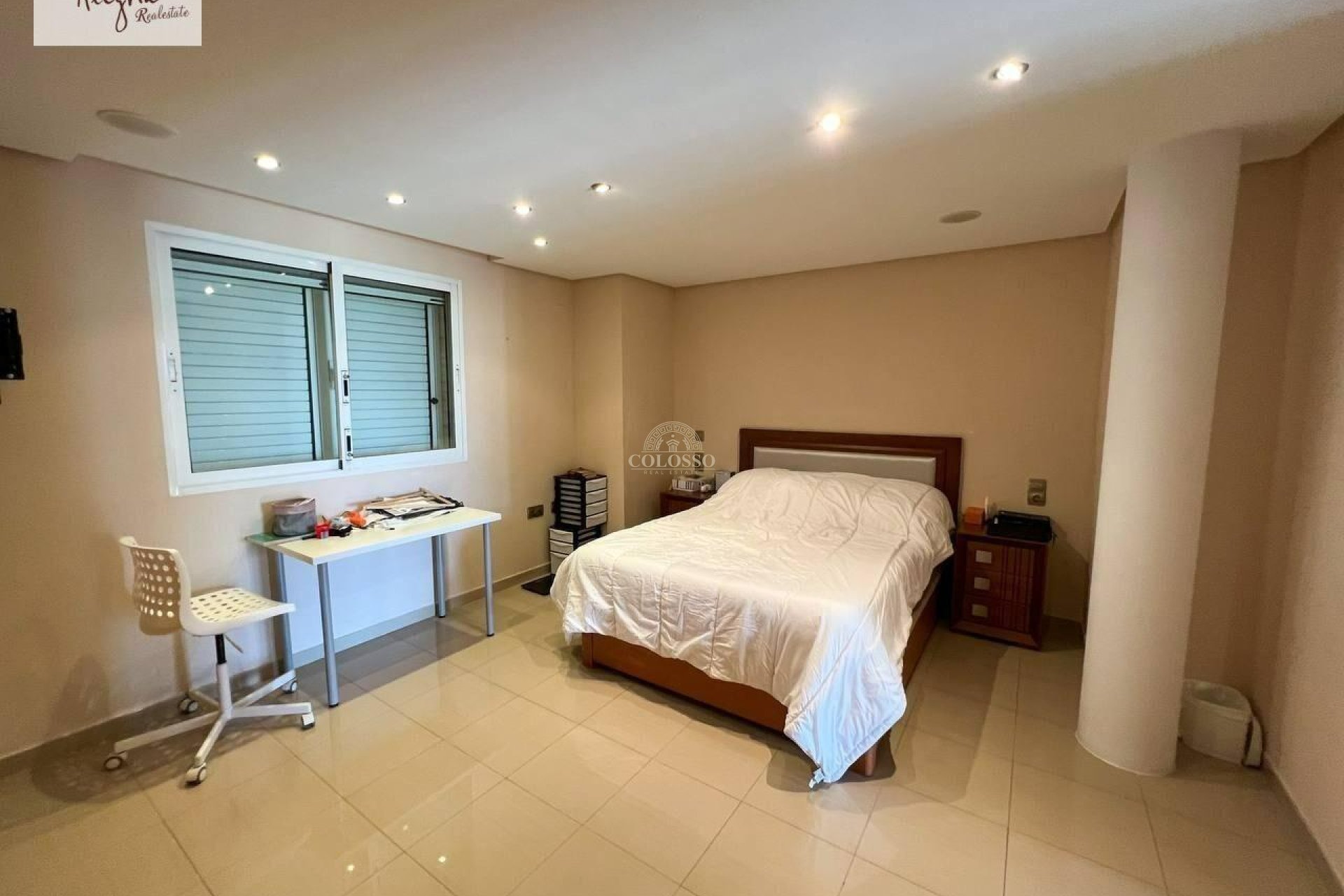 Reventa - Chalet -
Manises - Calle mayor-Masia de la Cova