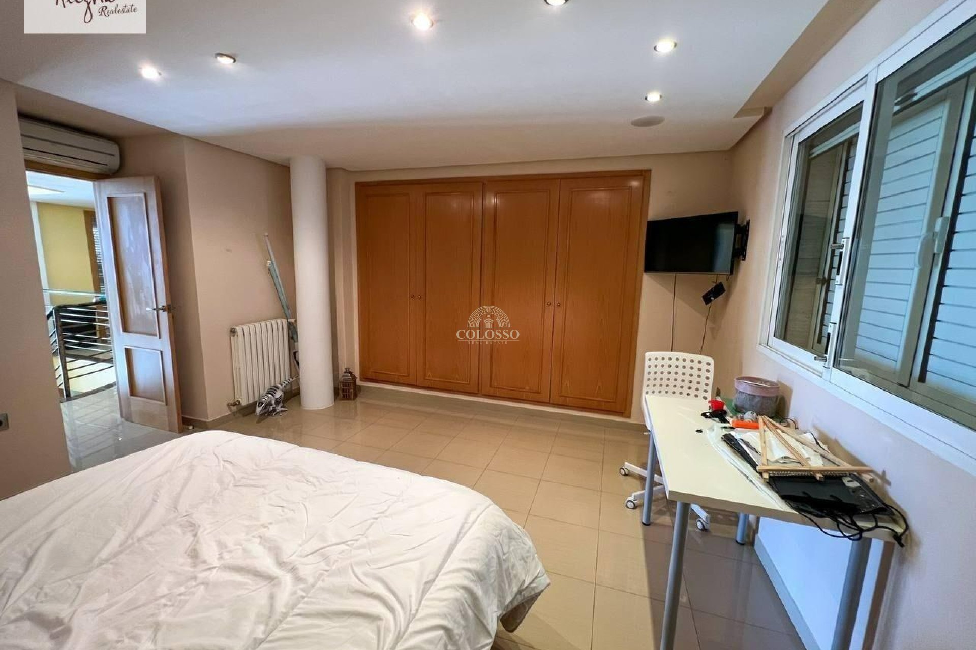 Reventa - Chalet -
Manises - Calle mayor-Masia de la Cova