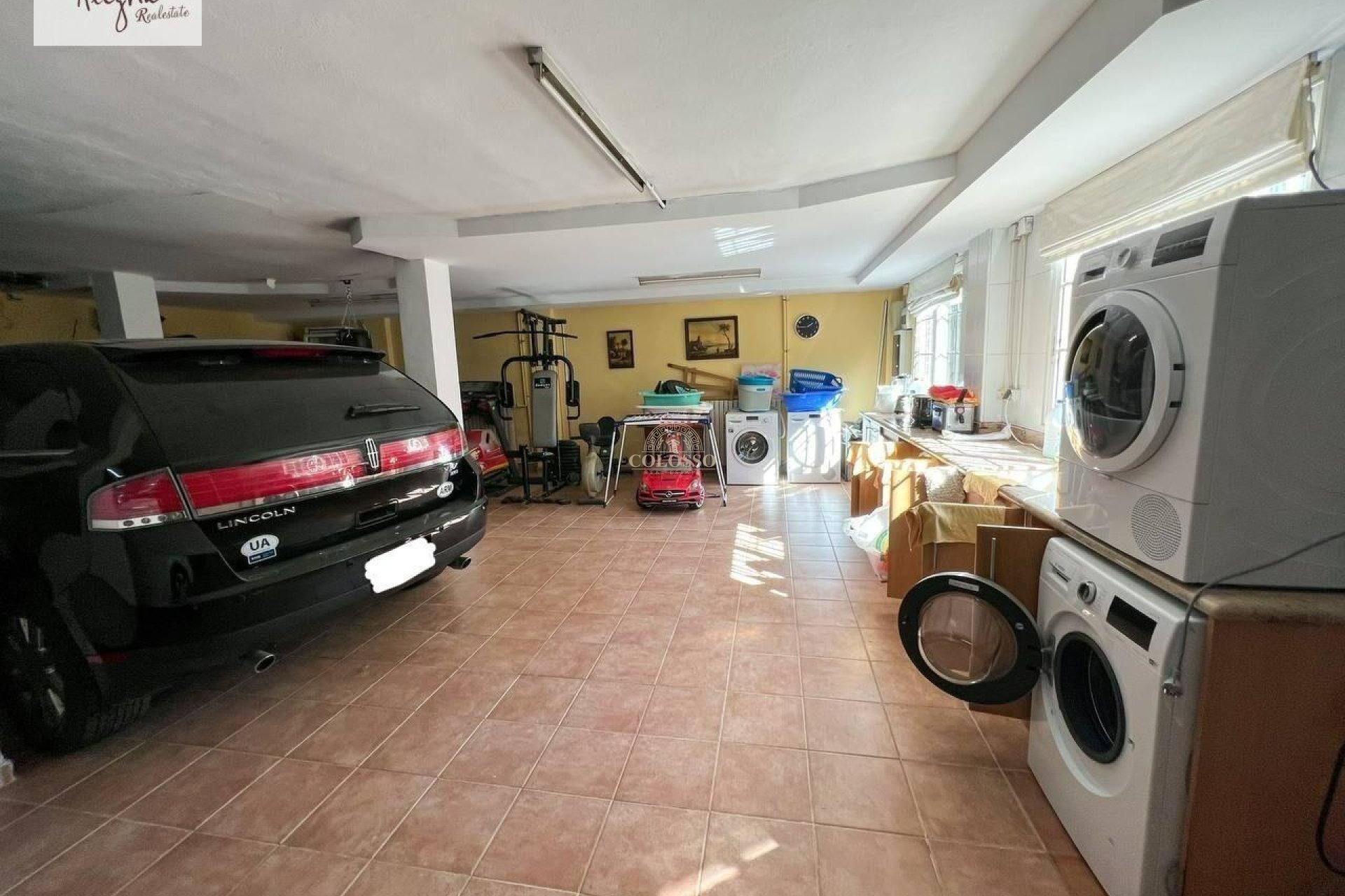 Reventa - Chalet -
Manises - Calle mayor-Masia de la Cova