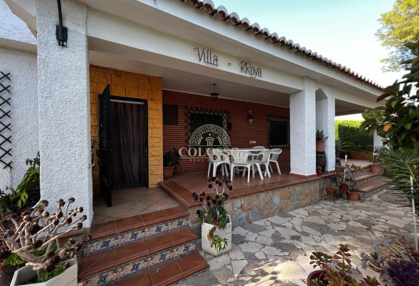 Reventa - Chalet -
San Vicente del Raspeig - Sol y Luz