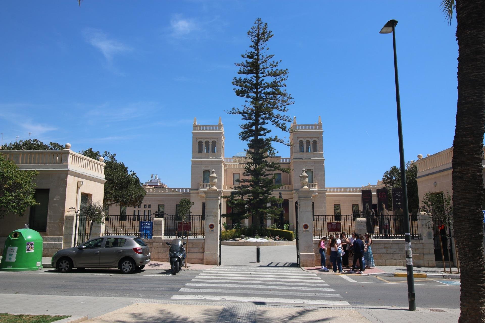 Reventa - Edificio -
Alicante - Pla del bon repos