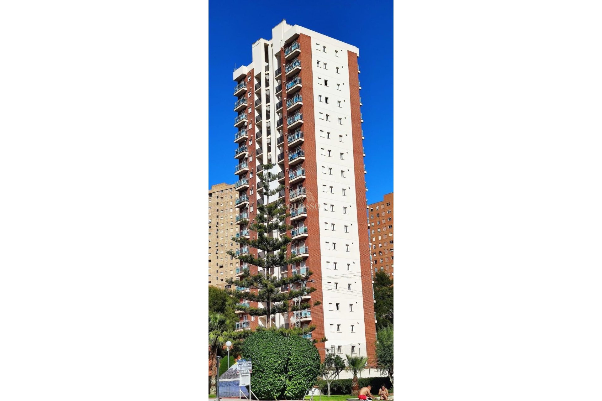 Reventa - Estudio -
Villajoyosa - Cala de finestrat