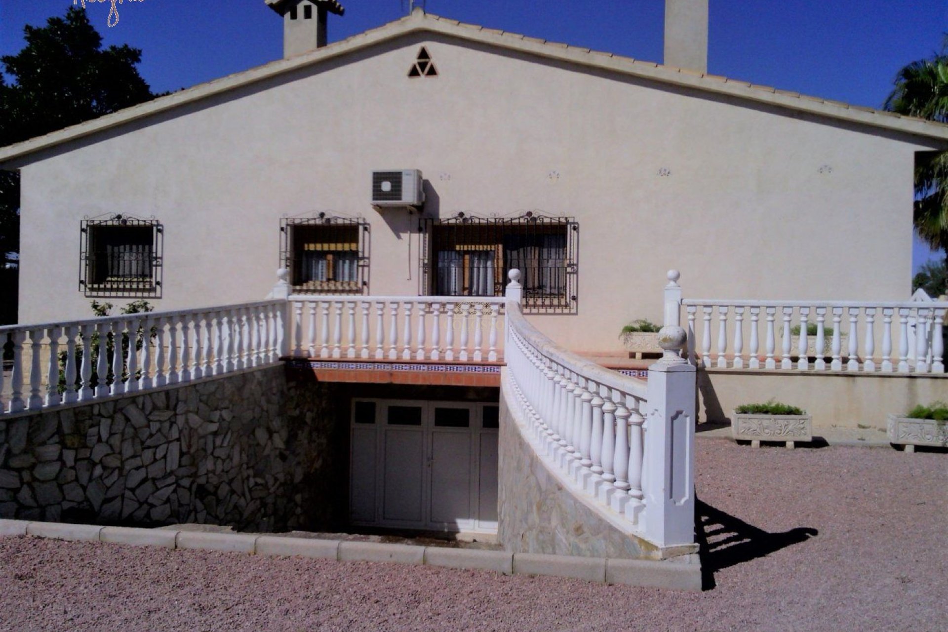 Reventa - Hacienda -
Elche