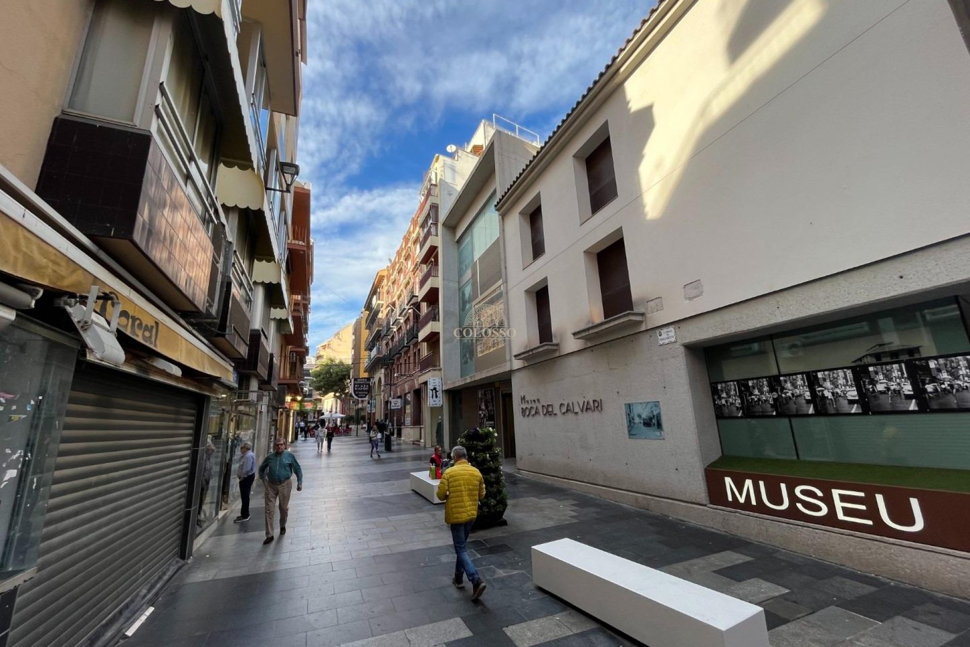 Reventa - Local Comercial -
Benidorm - Centro