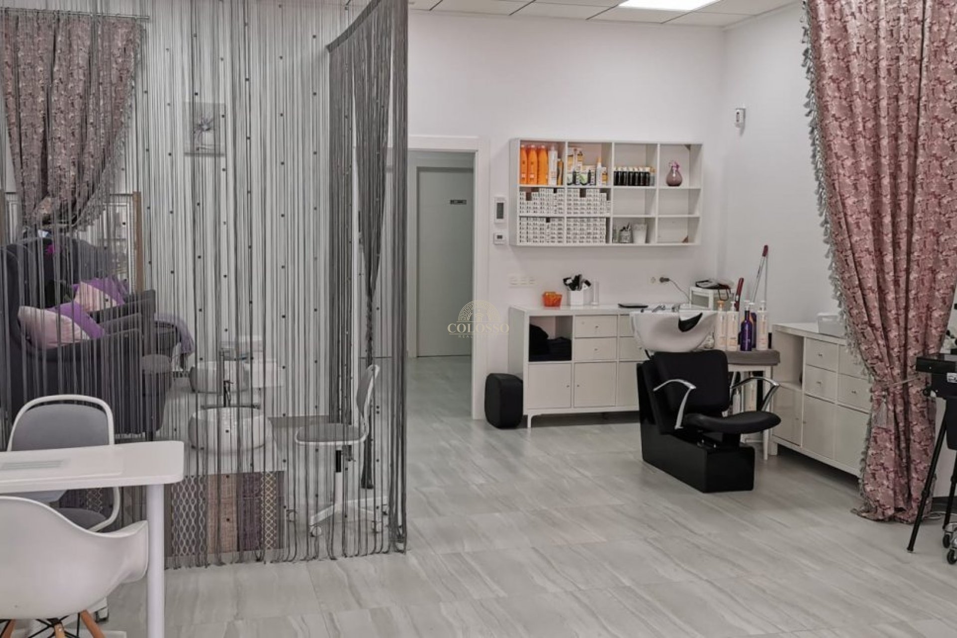 Reventa - Local Comercial -
Orihuela Costa - La Zenia