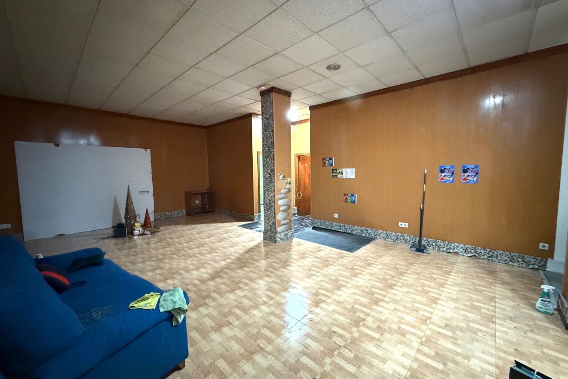 Reventa - Local Comercial -
Orihuela