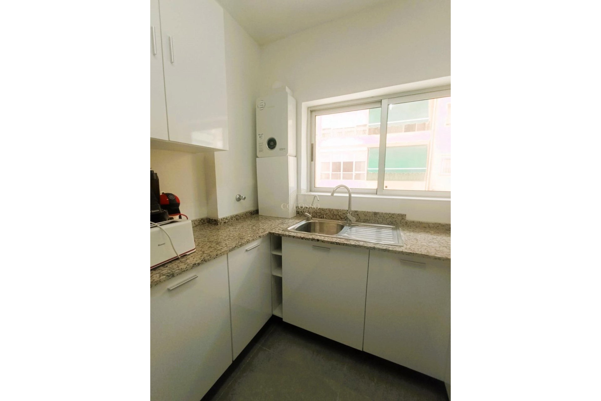 Reventa - Piso -
Alicante - Carolinas Altas