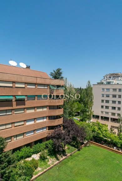 Reventa - Piso -
Madrid - Fuentelarreina