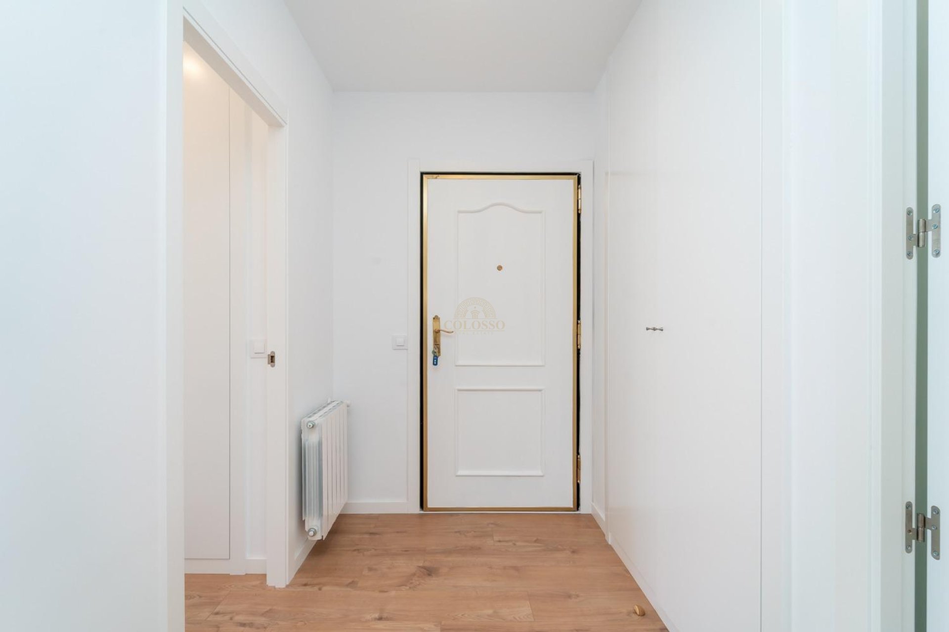 Reventa - Piso -
Madrid - Fuentelarreina