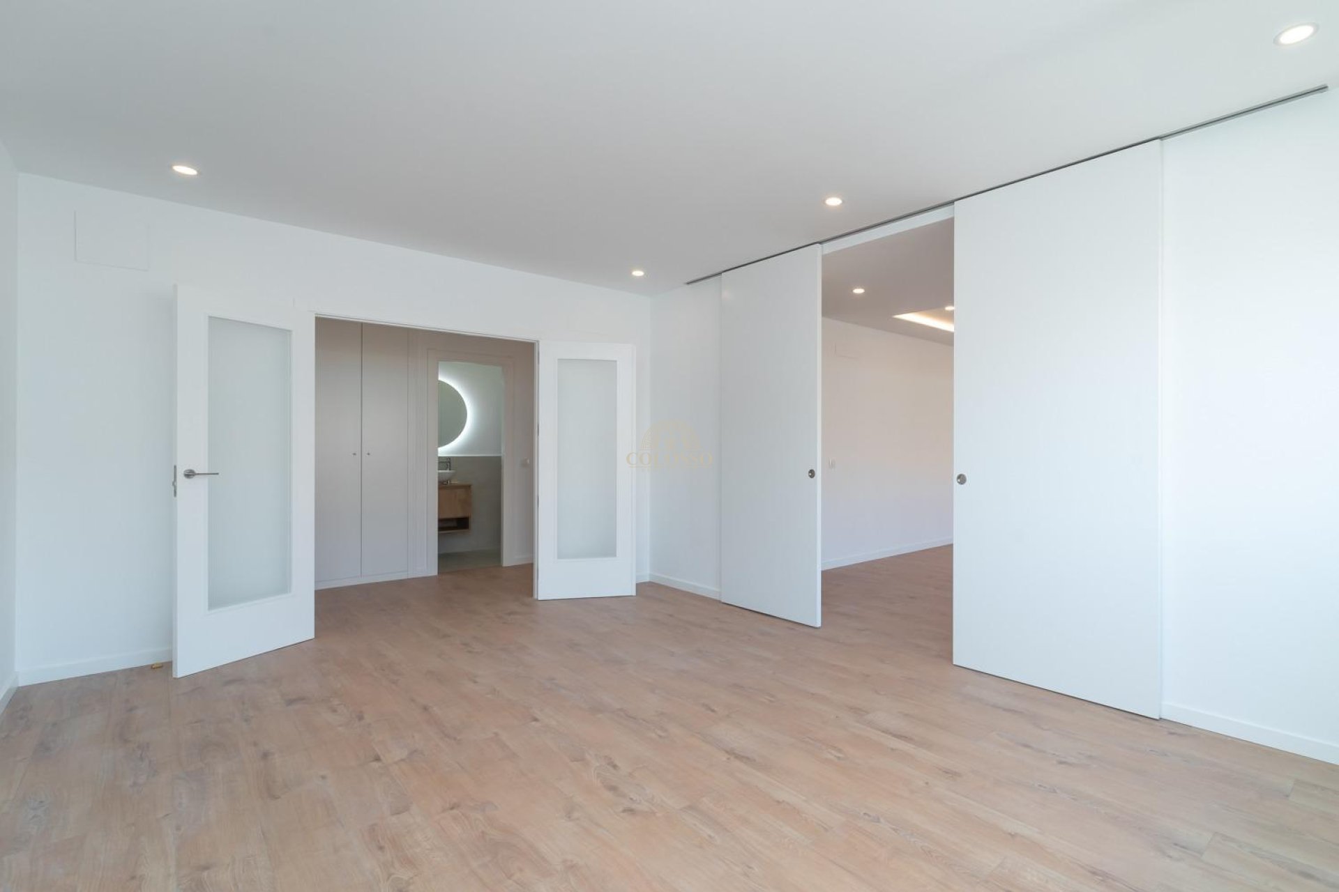 Reventa - Piso -
Madrid - Fuentelarreina