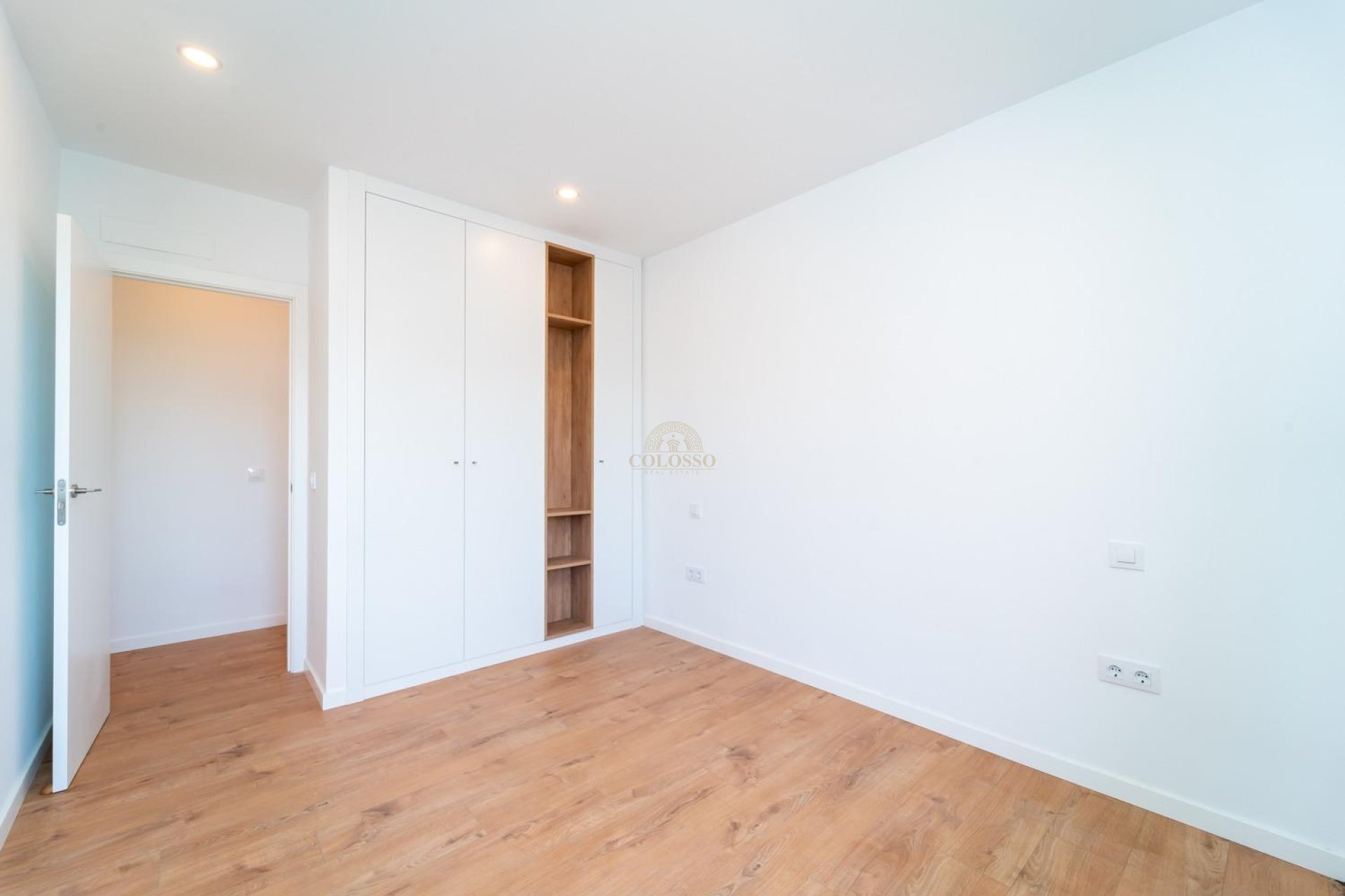 Reventa - Piso -
Madrid - Fuentelarreina