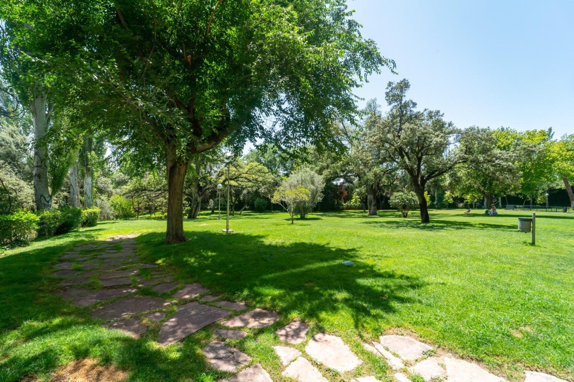 Reventa - Piso -
Madrid - Fuentelarreina