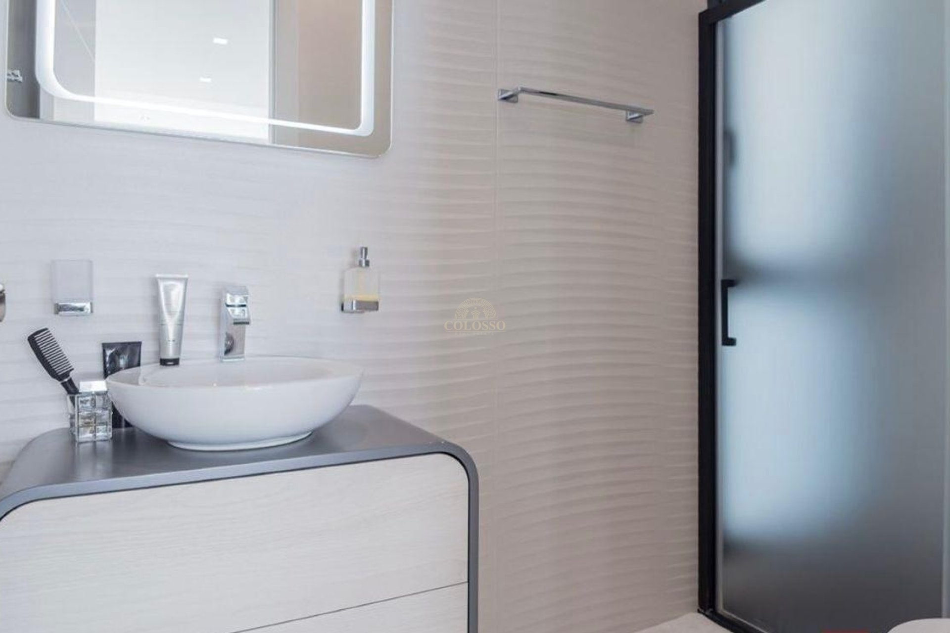 Reventa - Villa de Lujo -
Finestrat - Sierra cortina