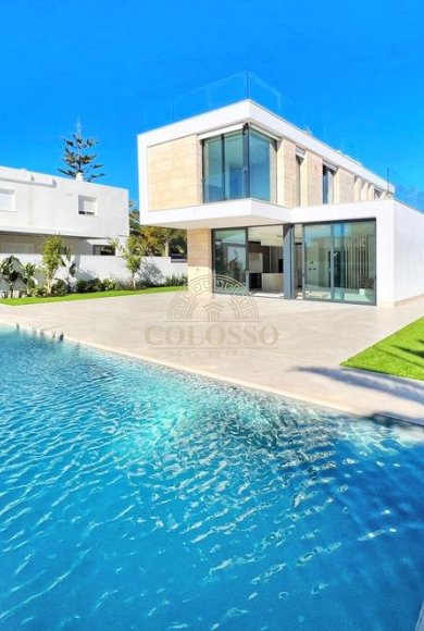 Reventa - Villa de Lujo -
Orihuela Costa - La Zenia