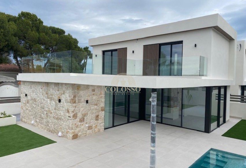 Reventa - Villa de Lujo -
Orihuela Costa - Montezenia