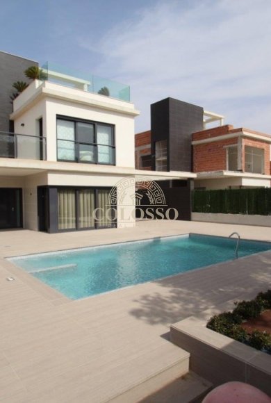 Reventa - Villa -
Orihuela Costa - Campoamor