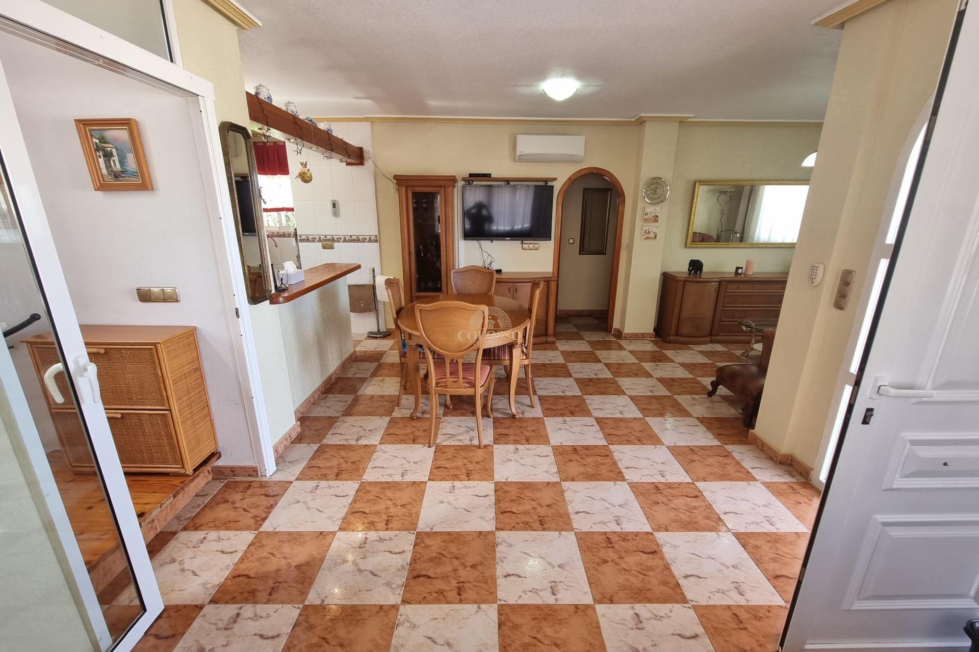 Reventa - Villa -
Orihuela Costa - Villamartín