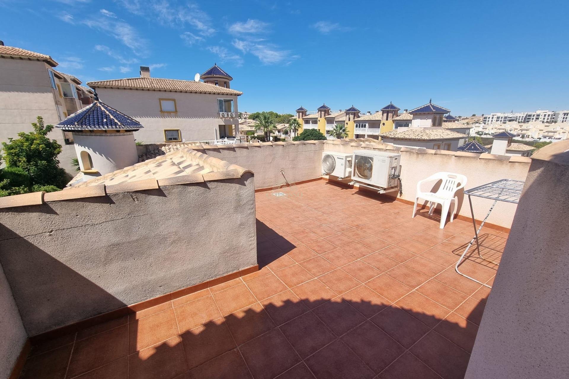 Reventa - Villa -
Orihuela Costa - Villamartín