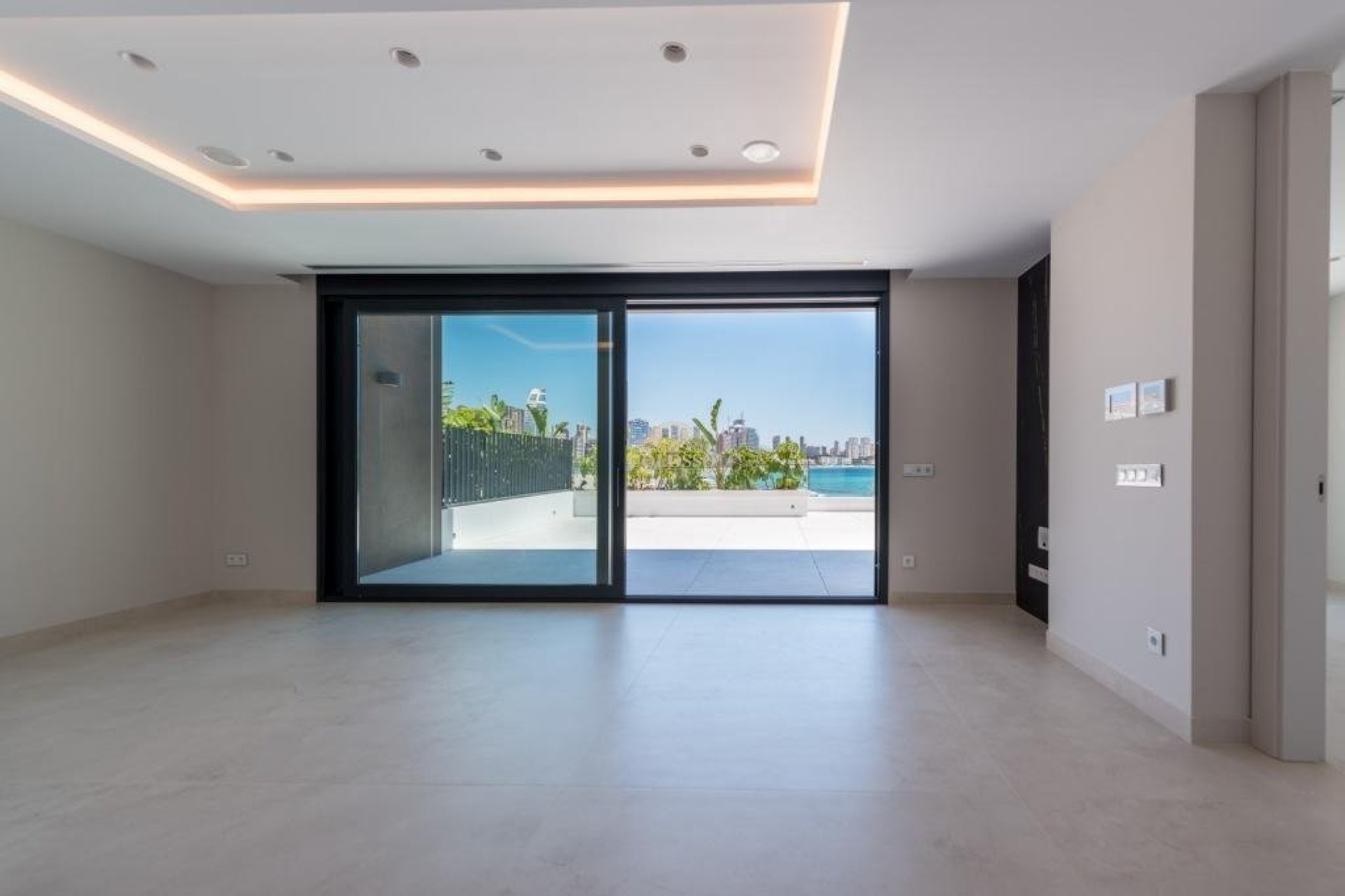 Revente - Apartamento -
Benidorm - Poniente