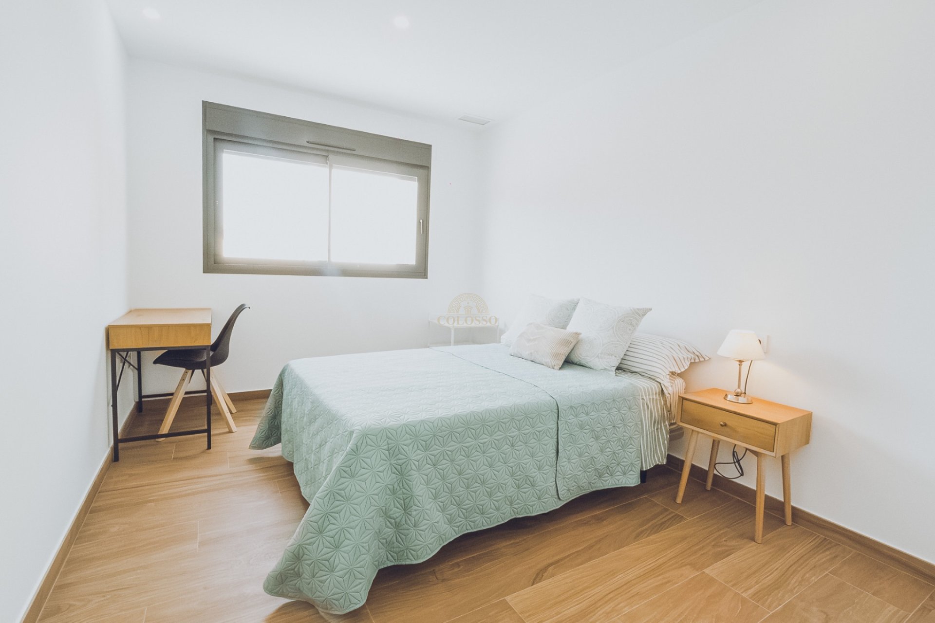 Revente - Apartamento -
Redován