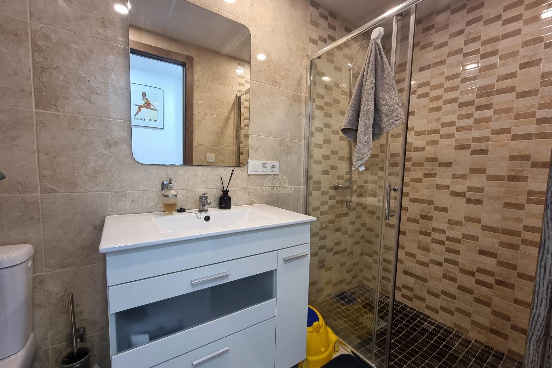 Revente - Apartamento -
Torrevieja - Centro