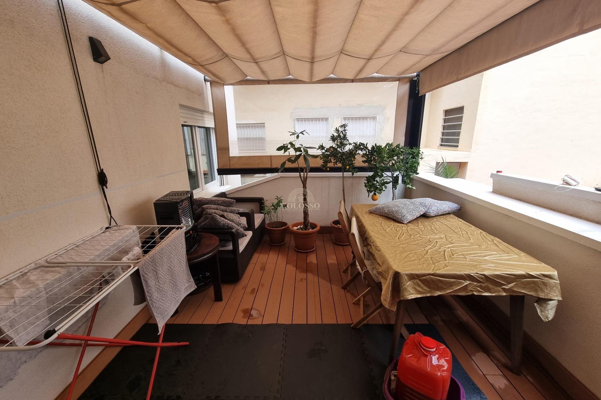 Revente - Apartamento -
Torrevieja - Centro