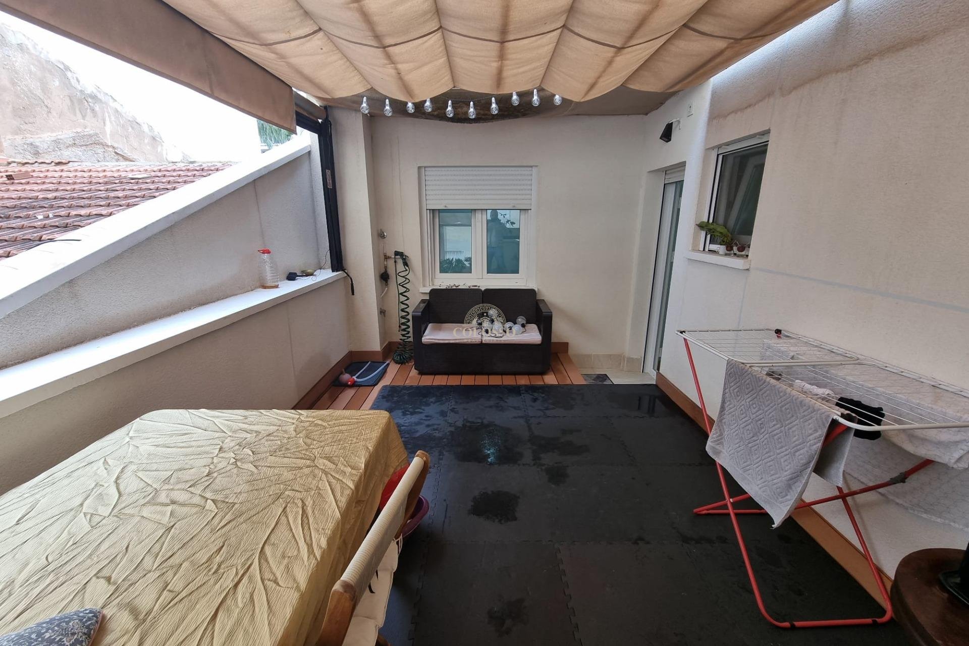 Revente - Apartamento -
Torrevieja - Centro