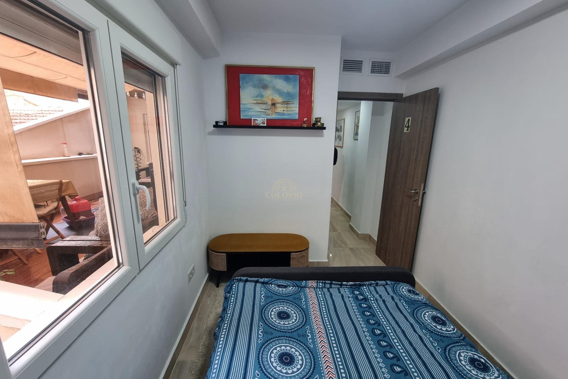Revente - Apartamento -
Torrevieja - Centro