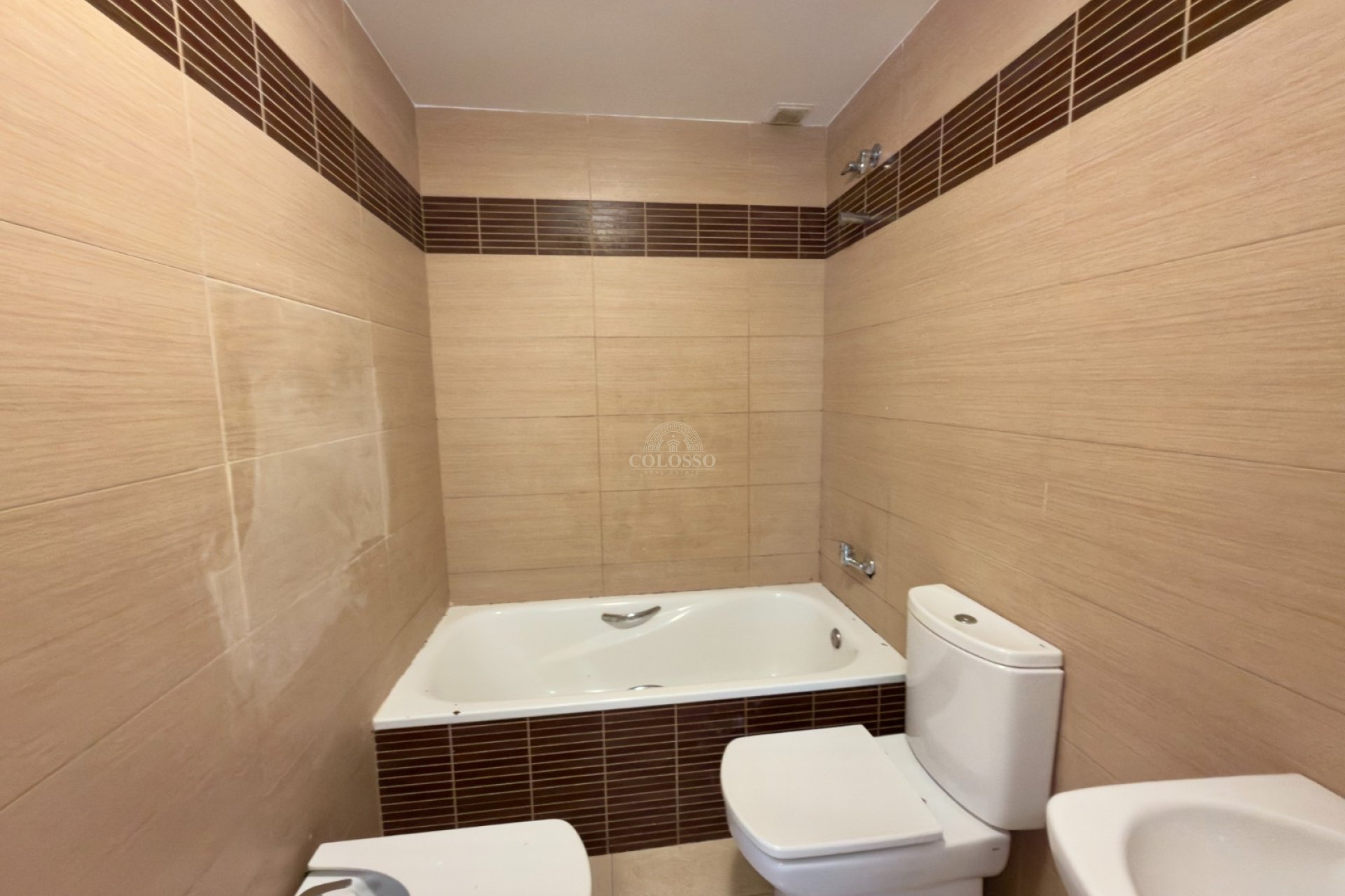 Revente - Appartement -
Alsodux - ALMERIA