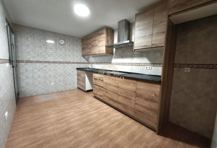 Revente - Appartement -
San Isidro