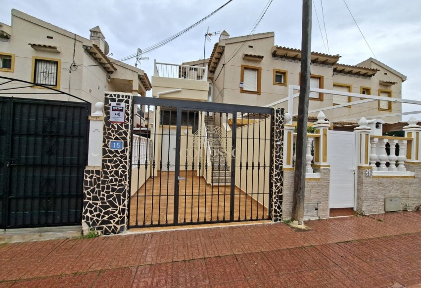 Revente - Bungalow -
Orihuela Costa - La Zenia