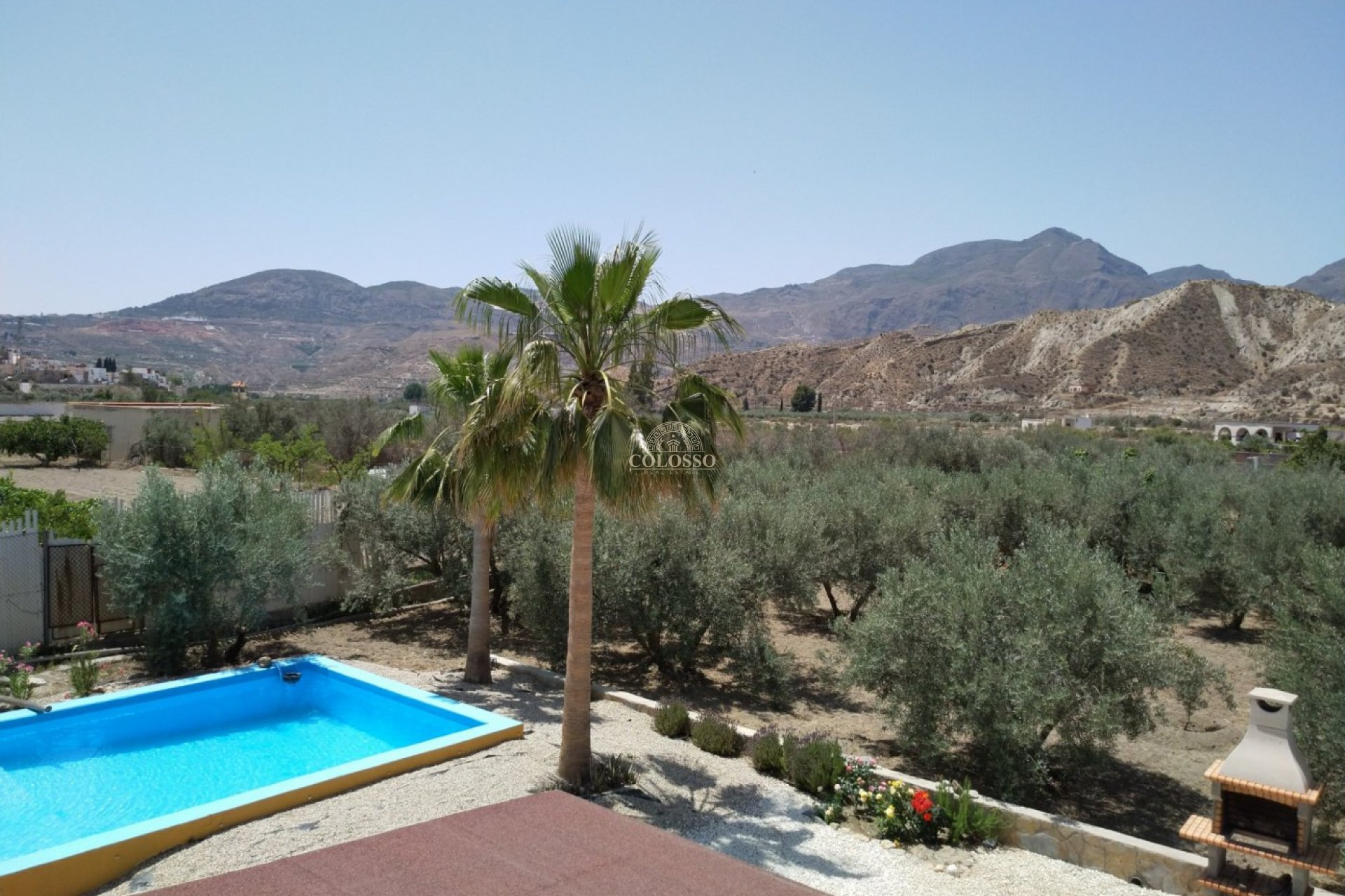 Revente - Casa con terreno -
Alsodux - ALMERIA