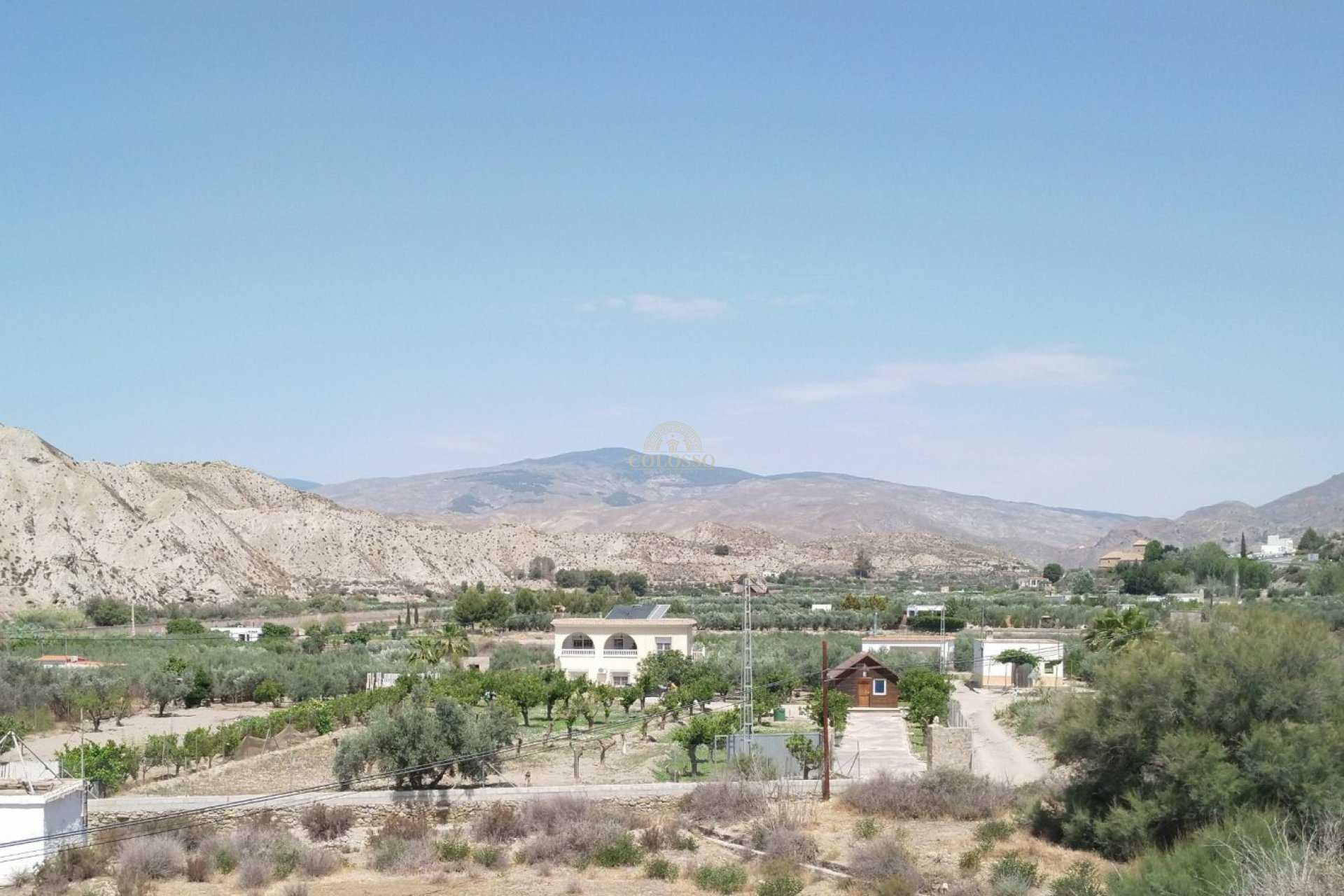 Revente - Casa con terreno -
Alsodux - ALMERIA