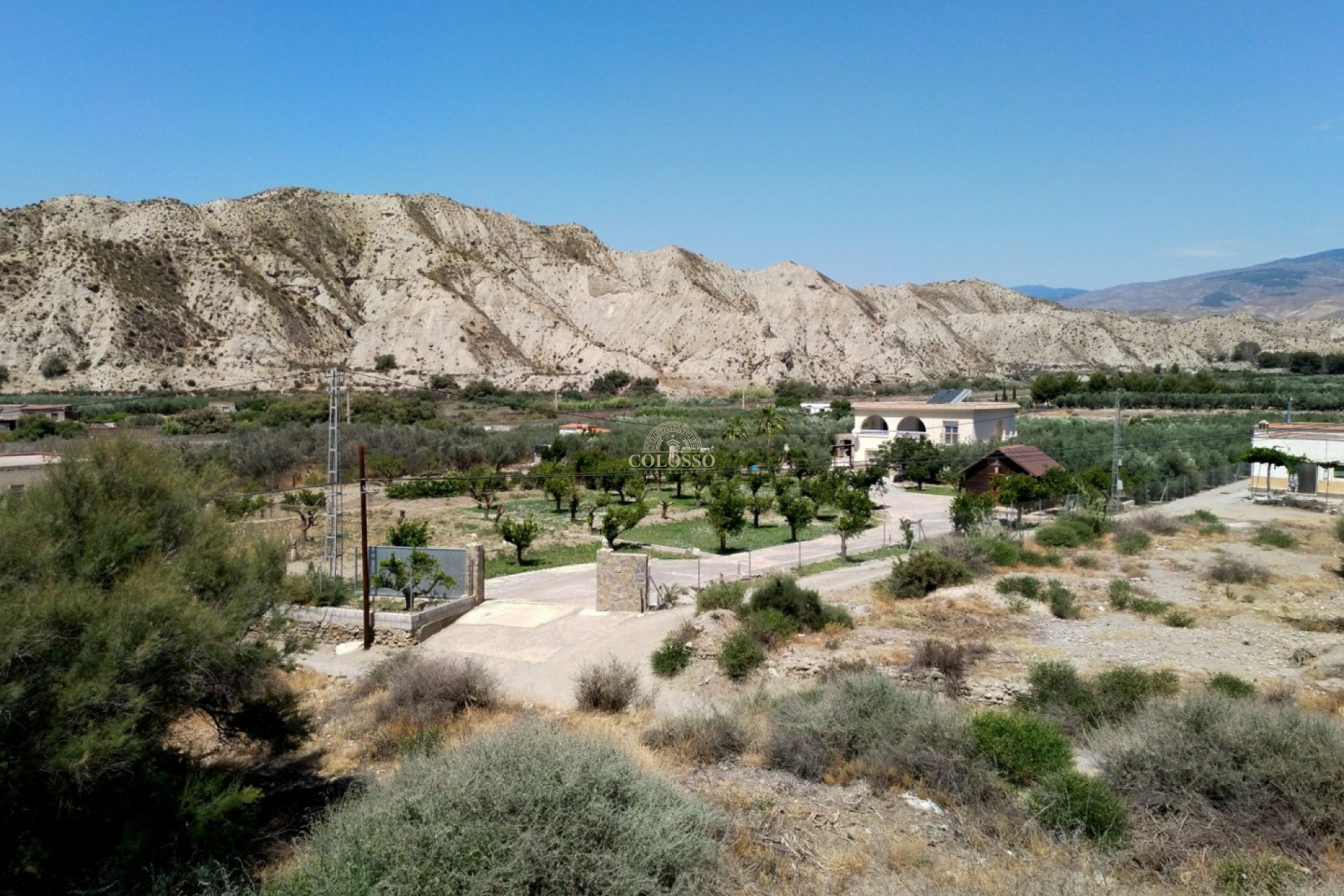 Revente - Casa con terreno -
Alsodux - ALMERIA